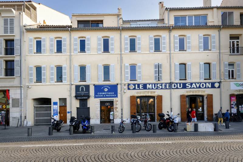 Nettoyage de façade à Marseille