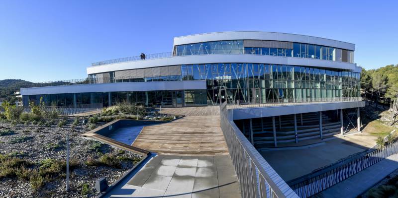 Nouveau bâtiment kedge sur Marseille