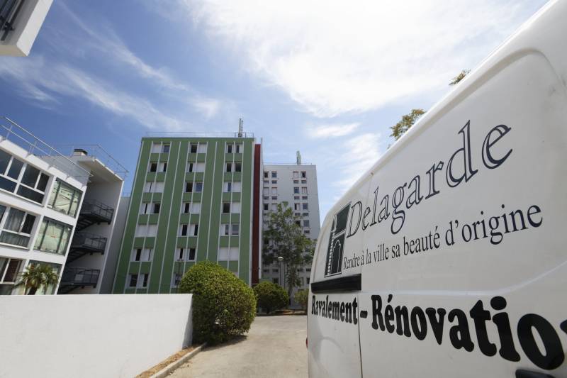 Travaux de façade sur immeuble à Toulon