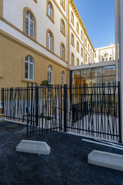 Nettoyage de façade dans les environs de Marseille
