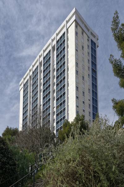 Nettoyage des façade à Toulon dans le 83