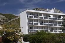 Notre zone d'activité pour ce service Travaux de rénovation de façade d’un immeuble ancien vers Aubagne 13400